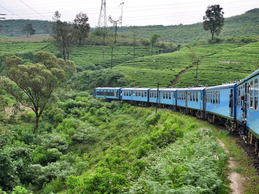 Kandy to Ella Train Journeys